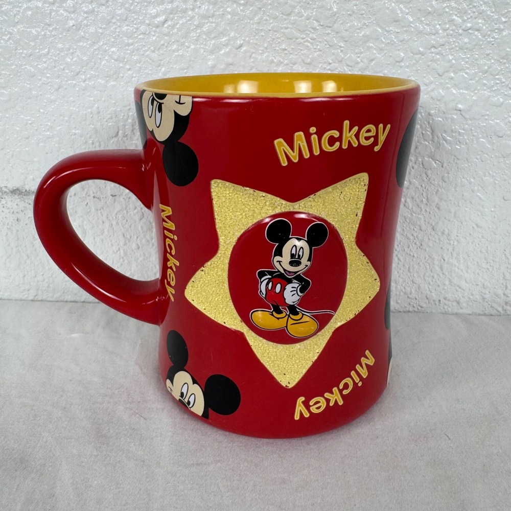 Vintage Disney Mickey Minnie Mouse Coffee Mugs Set of Two - Picture 3 of 9